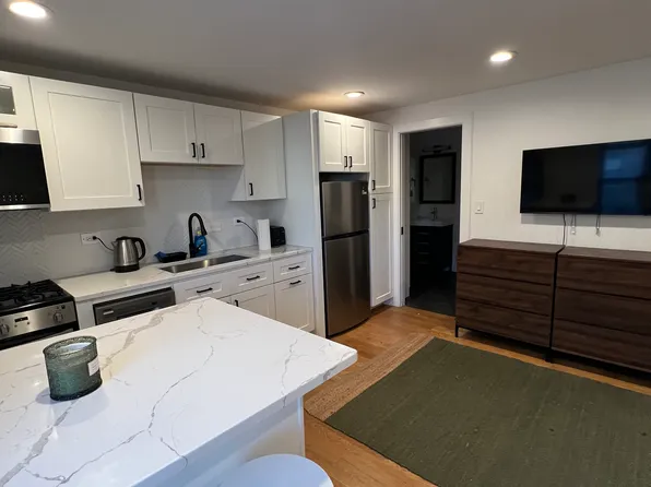 2146 W Pierce Ave #4, Chicago, IL 60622