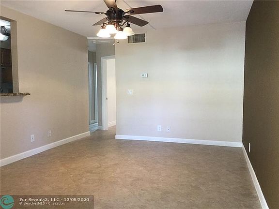 3rd image of 2607 NE 8th Ave APT 13
