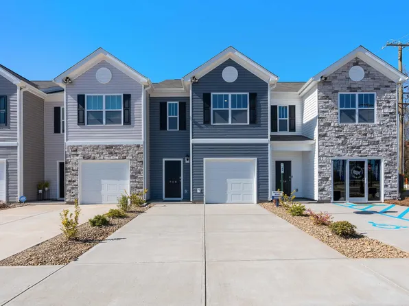 708 Embark Cir, Greer, SC 29651