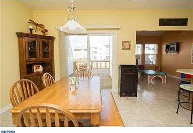5th image of 163 Larose Dr