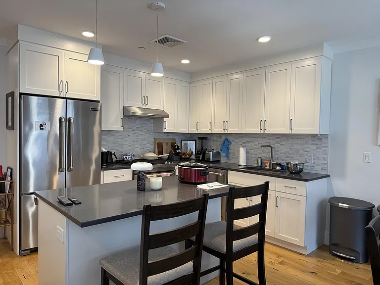 30 Polk St #206 — Photo 5