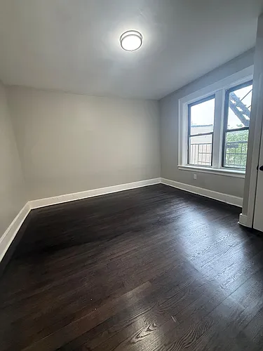 1000 S Orange Ave Photo 1