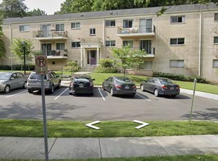 10601 Montrose Ave APT 204, Bethesda, MD 20814