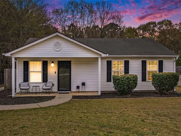 315 Dreamland Ct, Winder, GA 30680