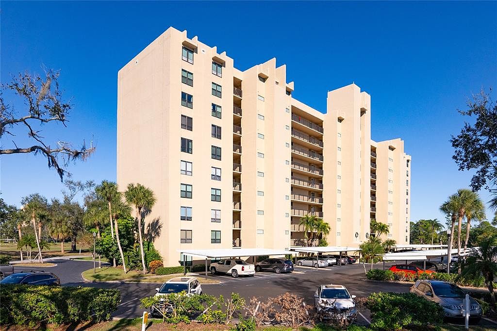 2621 Cove Cay Dr Unit 804