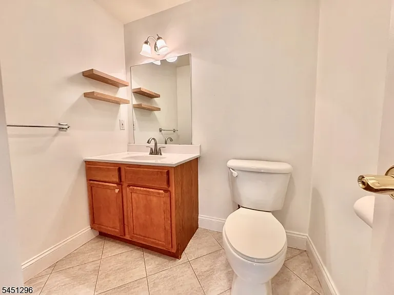 1677 Springfield Ave #13 — Photo 24