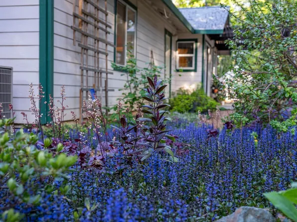 13122 Bradford Dr, Grass Valley, CA 95945