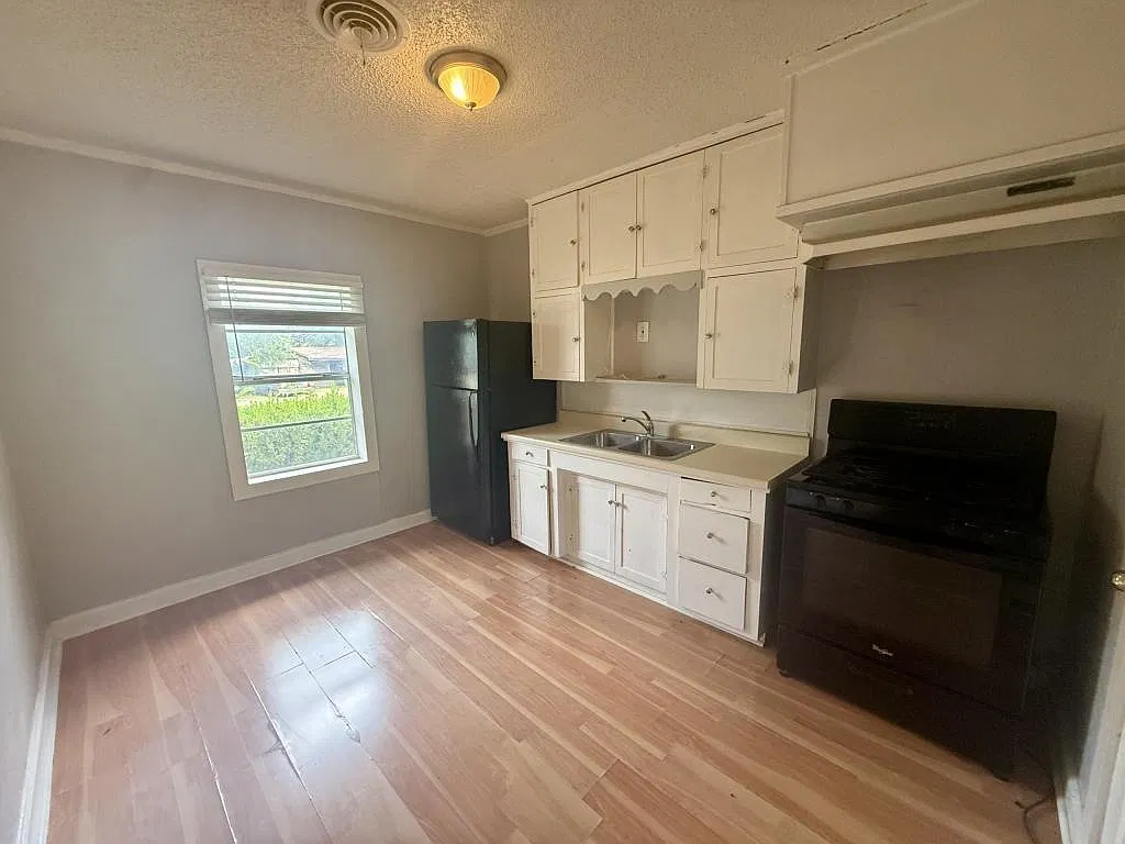 4709 Coronado Ave — Photo 4