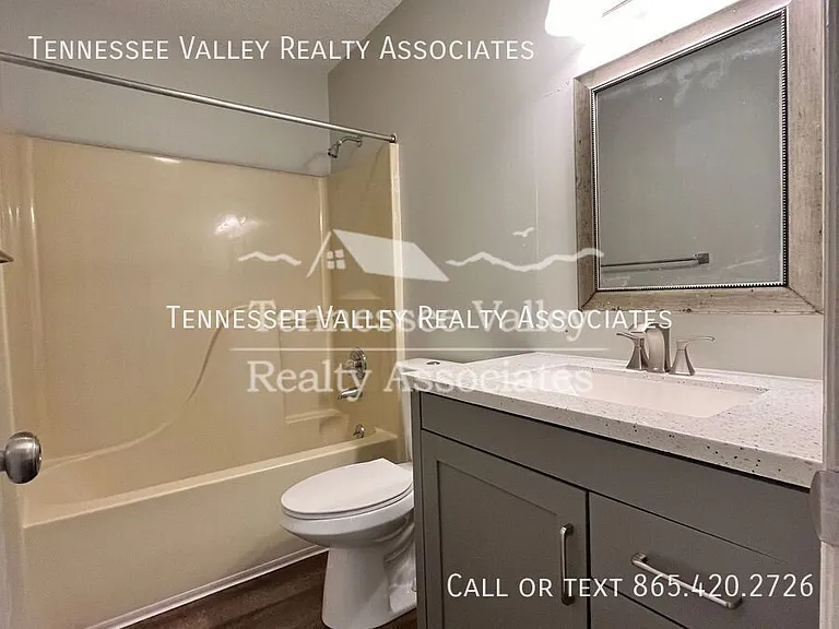 755 Kirk Ave — Photo 6