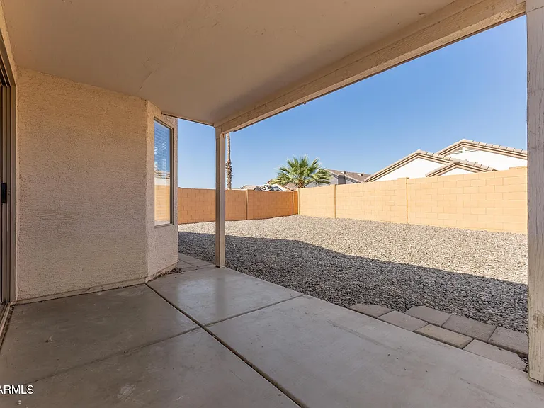 15526 W Lisbon Ln — Photo 12