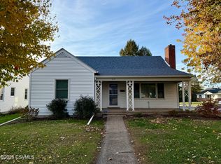 610 10th St, Selinsgrove, PA 17870