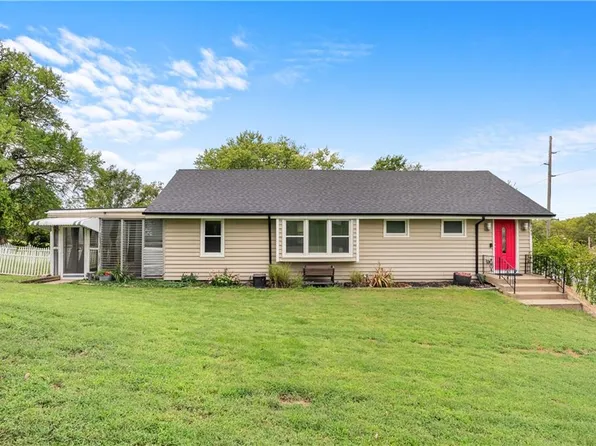 7145 Gibbs Rd, Kansas City, KS 66106