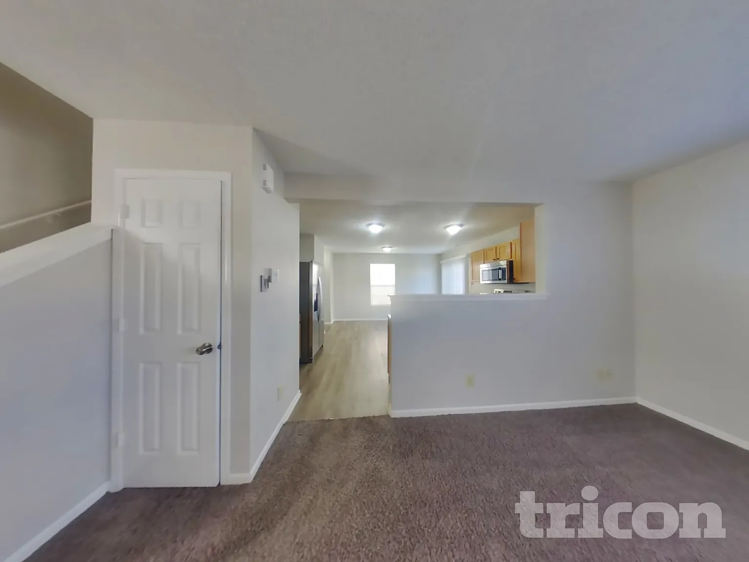 3357 Summer Breeze Circle Indianapolis IN — Photo 3