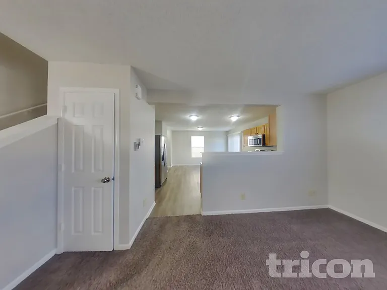 3357 Summer Breeze Cir — Photo 3