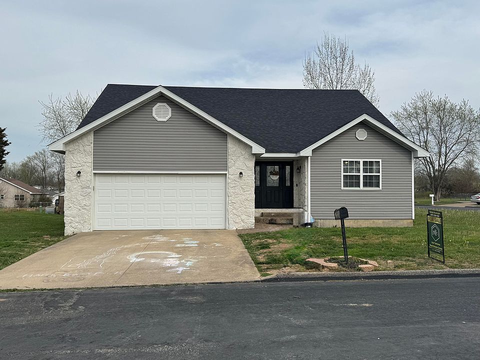 1st image of 700 Robin Road