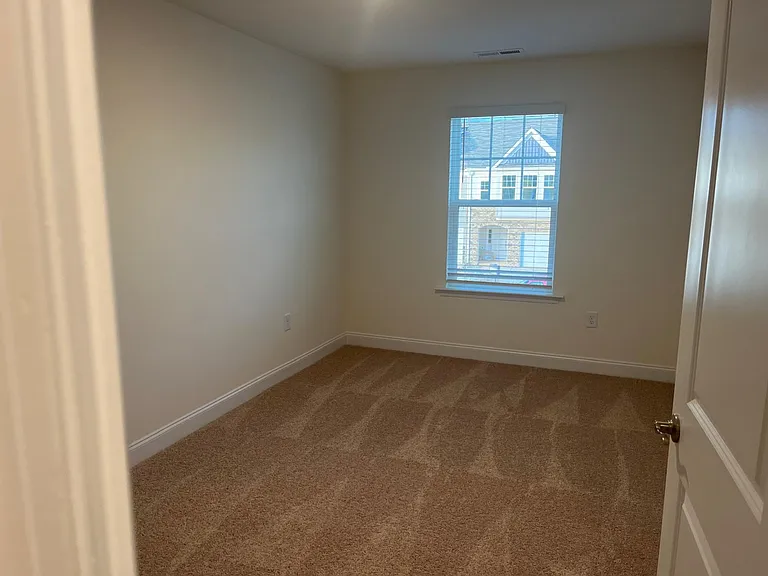 24 Lavender Ln — Photo 14