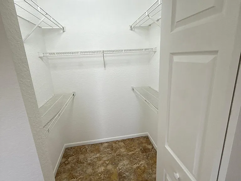 2851 N Oakland Forest Dr #307 — Photo 14