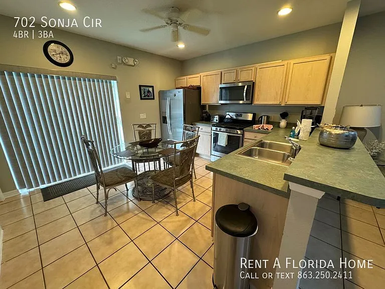 702 Sonja Cir — Photo 8