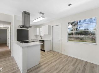 7303 Sandhurst Rd S #R, Jacksonville, FL 32277