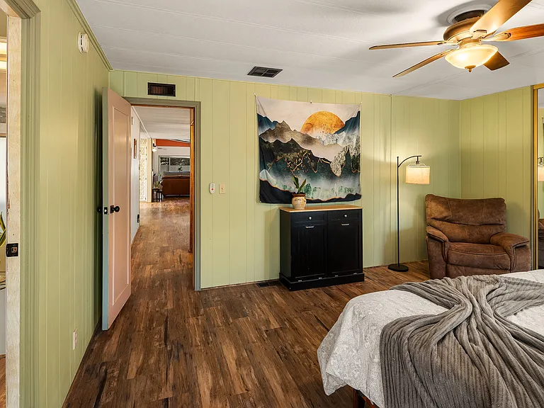 155 Stardust Ln — Photo 18
