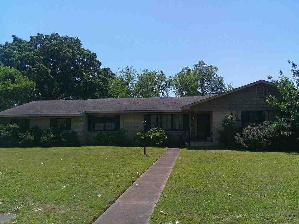 1st image of 1205 Evelee St SW
