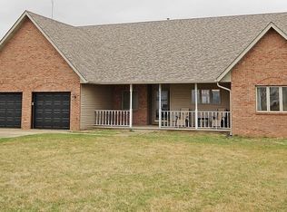 12730 Manning Rd, Glenarm, IL 62536