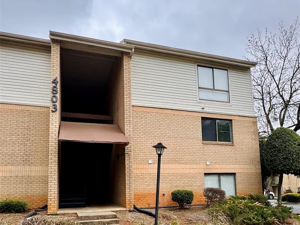 4803 Spring Lake Dr, Charlotte, NC 28212