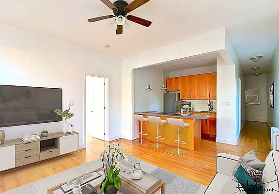 3rd image of 5723 5th Ave #4C