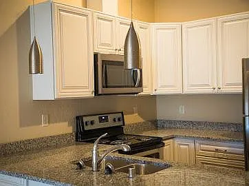 2714 N Stout Rd — Photo 3