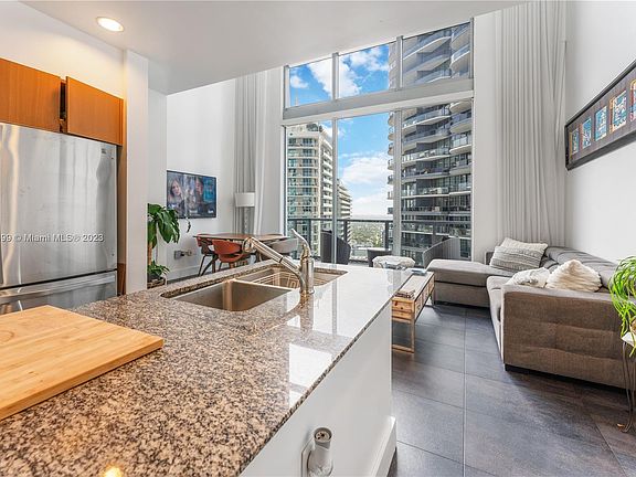 5th image of 1050 Brickell Ave APT 3418