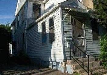 1st image of 8610 Beckman Ave
