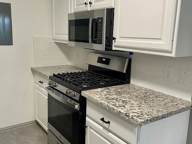 4021 Prescott Ave #B1 — Photo 4