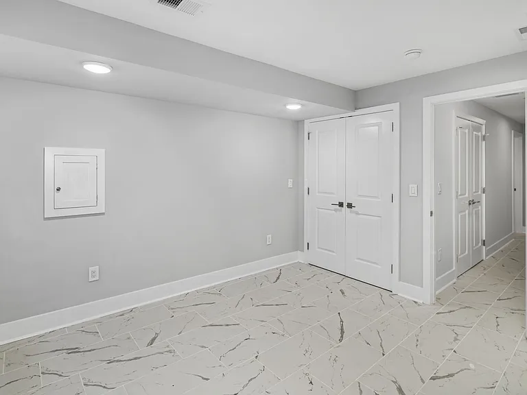 1302 N Marshall St #2 — Photo 23