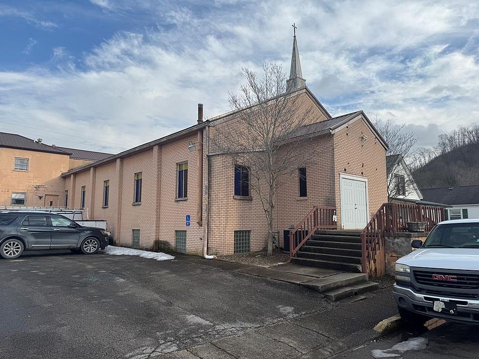 1st image of 512 Buckner St