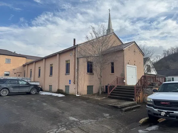 512 Buckner St, Maysville, KY 41056