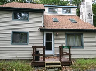 7175 Winnebago Dr, Pocono Lake, PA 18347