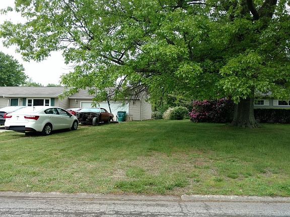 2nd image of 6755 Canterbury Dr