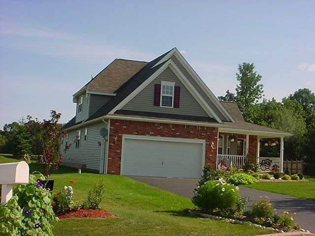 2nd image of 2567 Nicole Ct