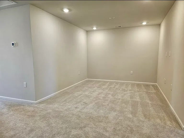 2402 Chert Ln — Photo 27