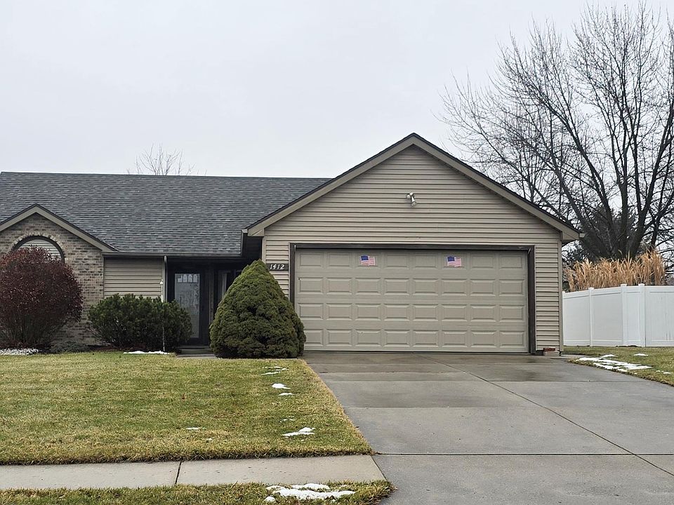 1st image of 1412 Duesenberg Dr