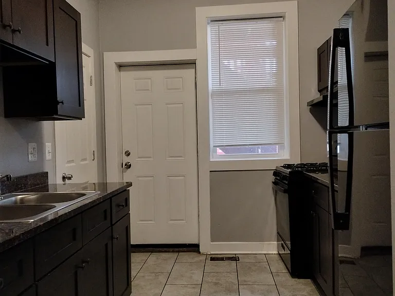 6603 S Bishop St #1 — Photo 13