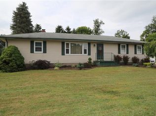 1354 Waterloo Rd, Mogadore, OH 44260