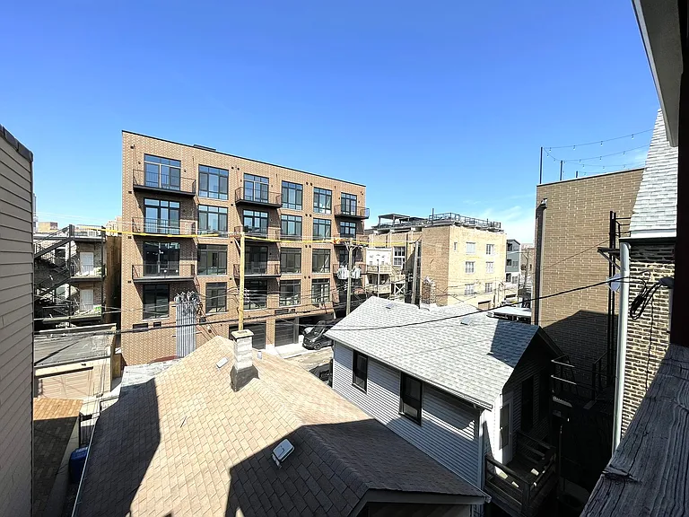 1256 N Bosworth Ave #3 — Photo 37