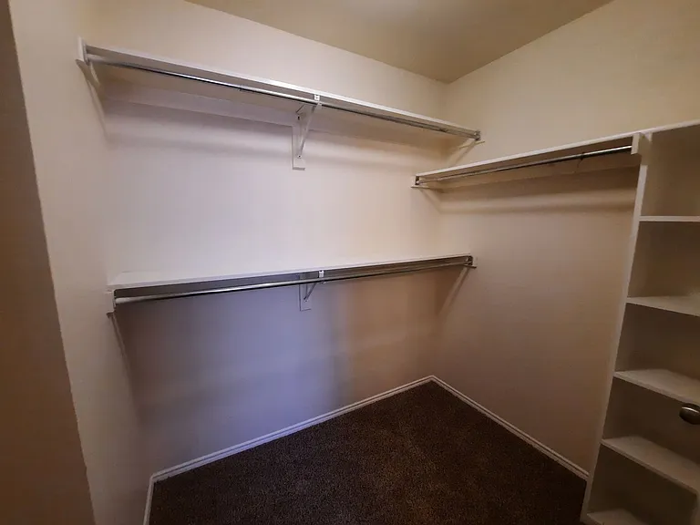 1016 Glenhaven Dr — Photo 18