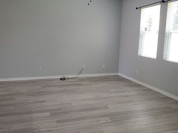 2nd image of 1297 Glenleigh Dr
