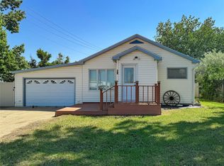 2 Robinson St, Scobey, MT 59263