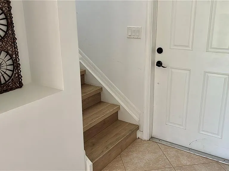 5077 Beckton Rd — Photo 9