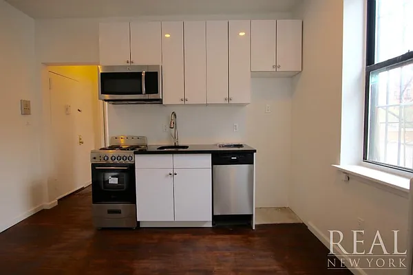 Rented by REAL New York | media 15