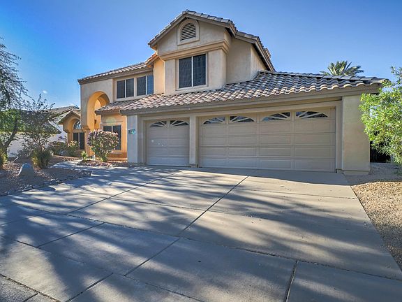3rd image of 3642 E Kent Dr