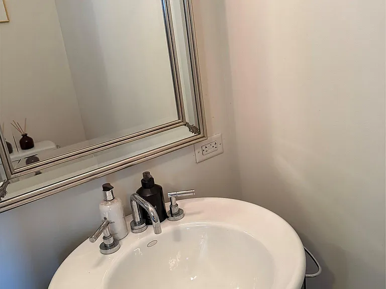 175 Huguenot St #2205 — Photo 7